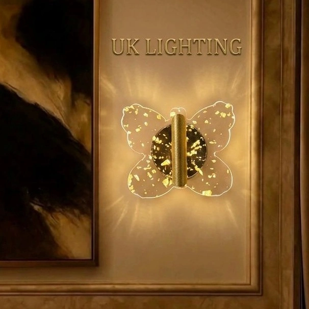 C67 Wall Lamp
