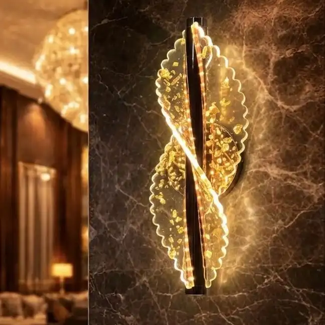 C405 Wall Lamp