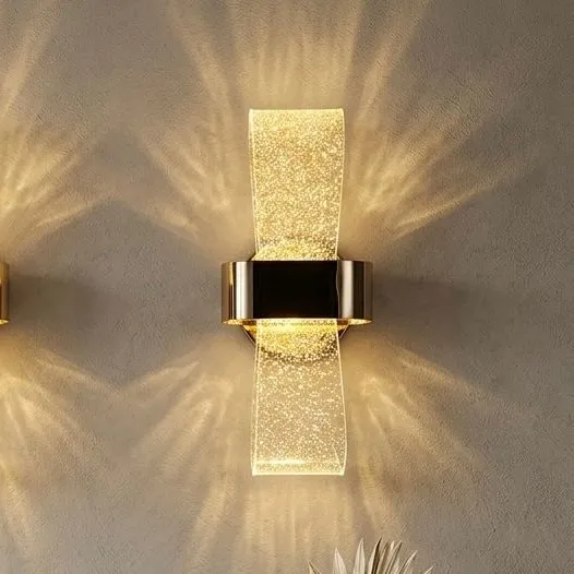 C246/1W Wall Lamp