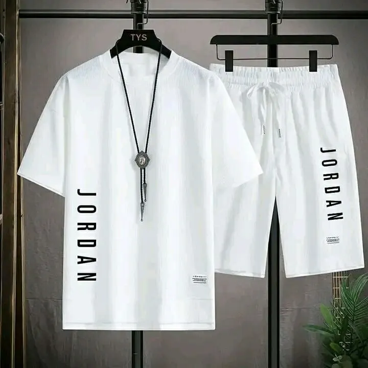 Jordan Men’s Casual Set – T-Shirt & Shorts