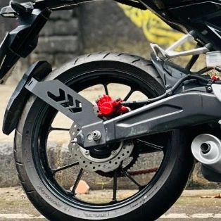 Honda CB 150R Exmotion ABS Black 4000KM thumbnail 4