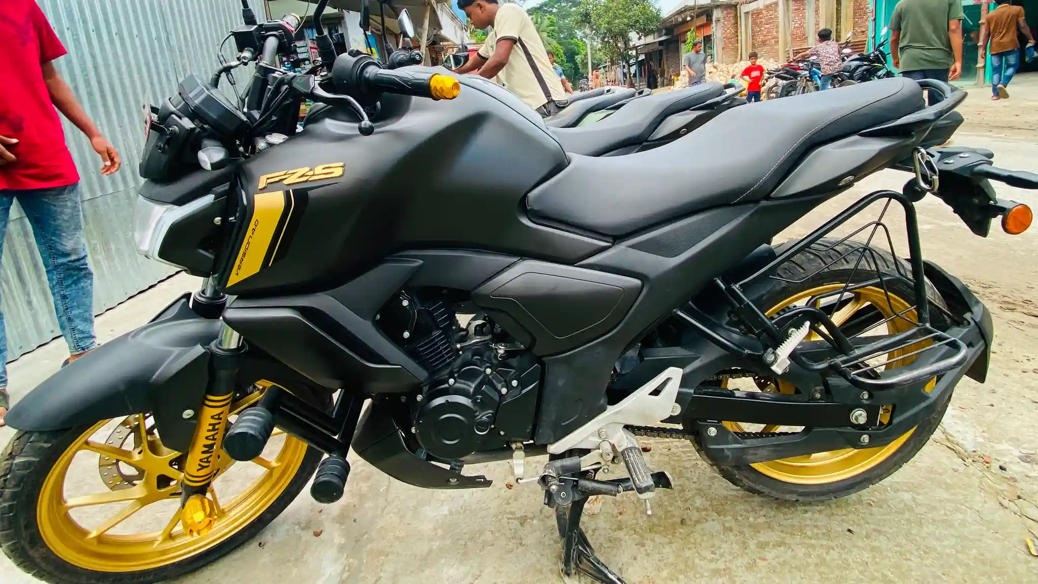 Yamaha FZS V4 Black ABS 13257KM