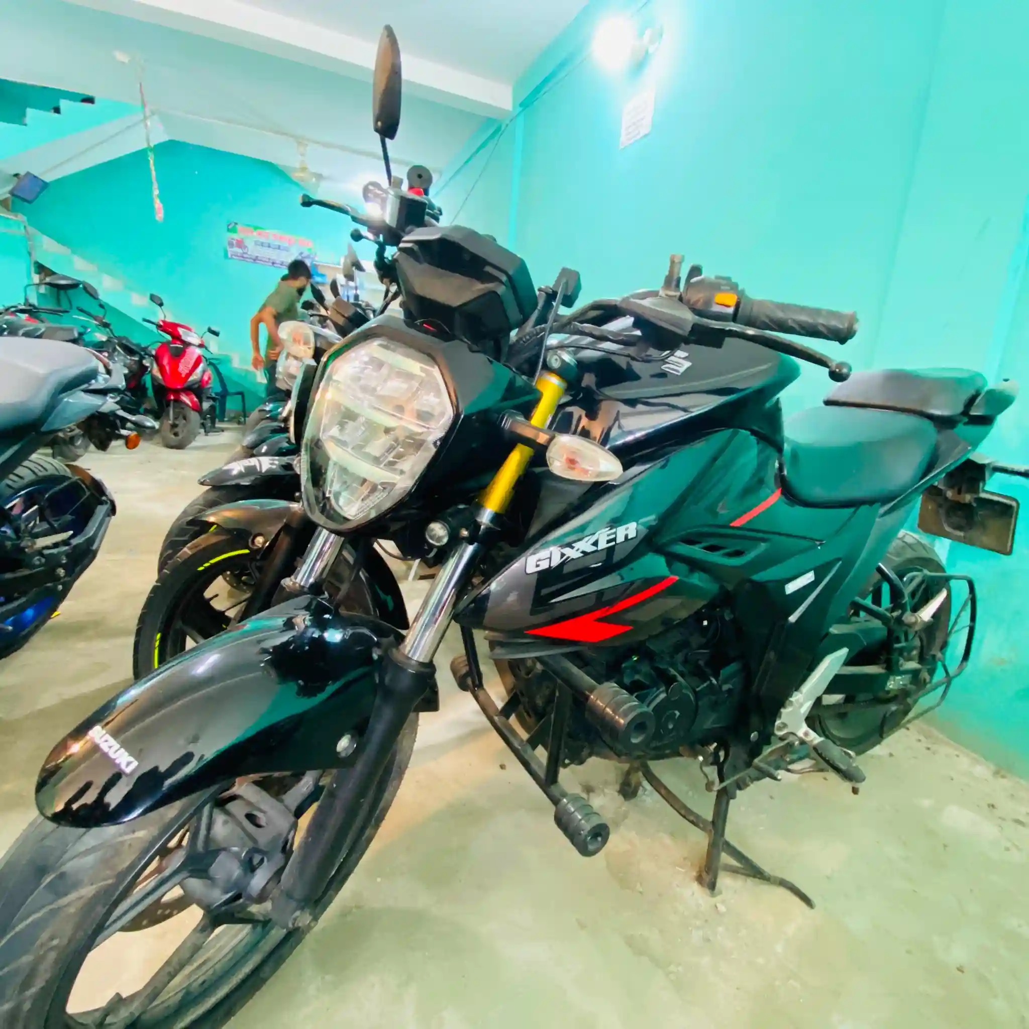 Suzuki Gixxer Fi Abs Black 44360KM 