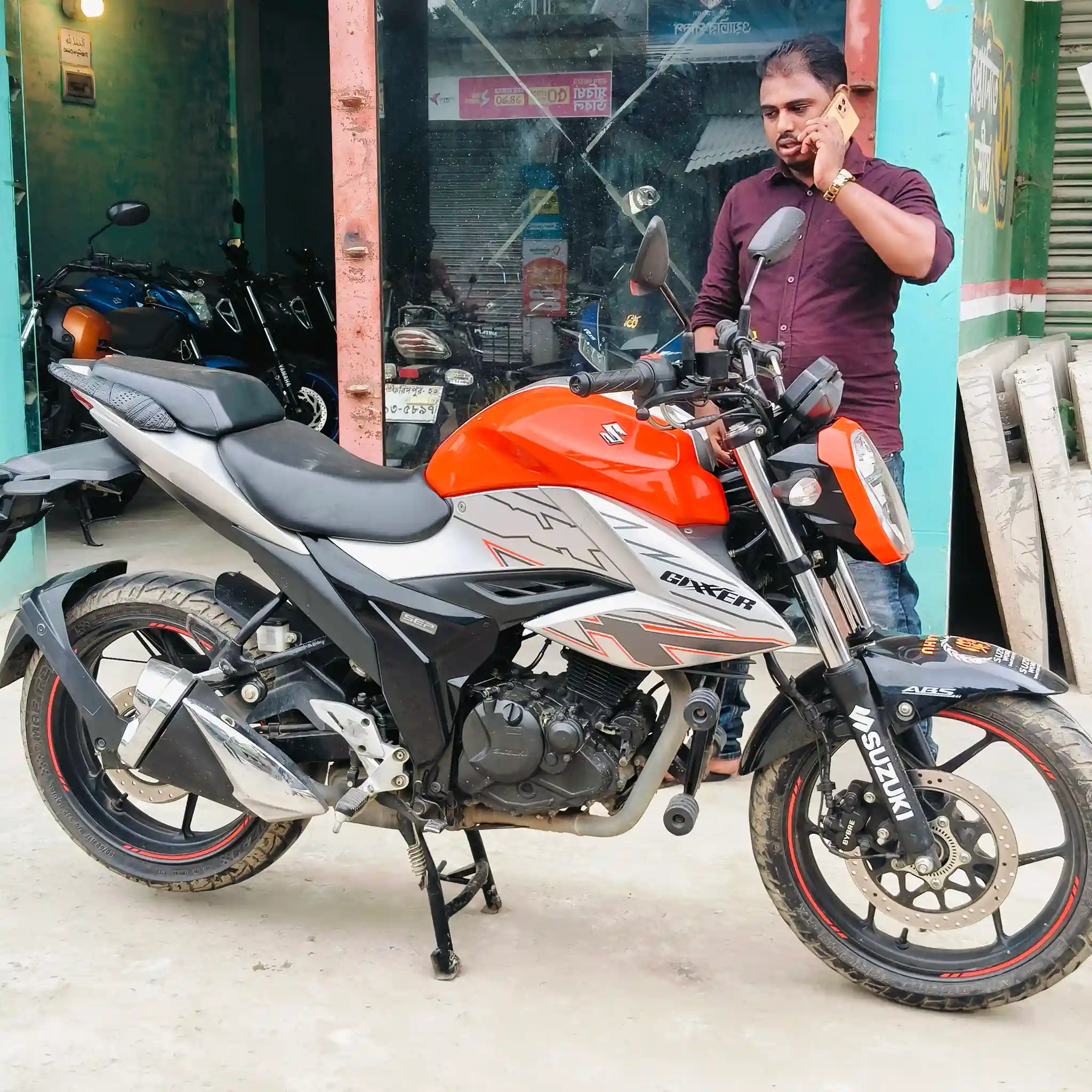 GIXXER Fi Abs Black 14329KM