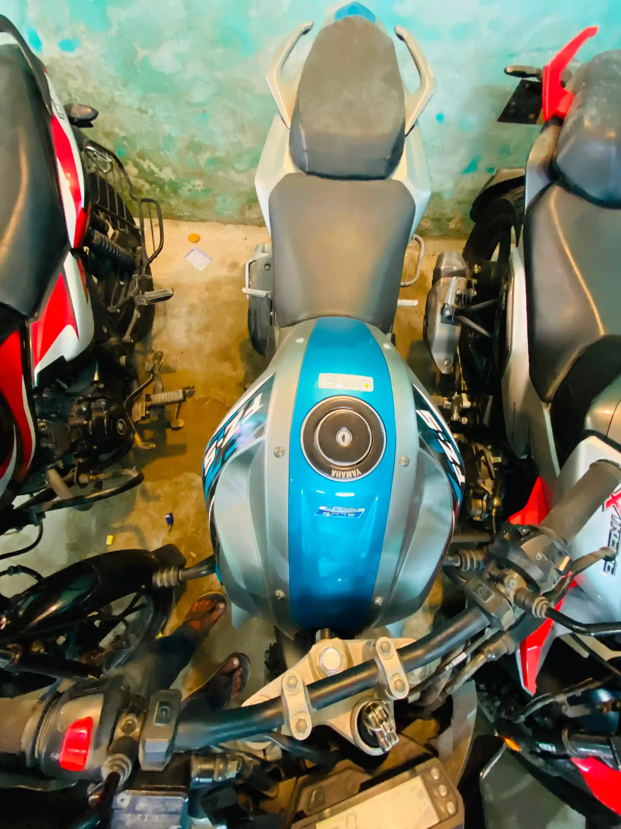 Yamaha FZS V2 D.D Gray 4255KM thumbnail 2