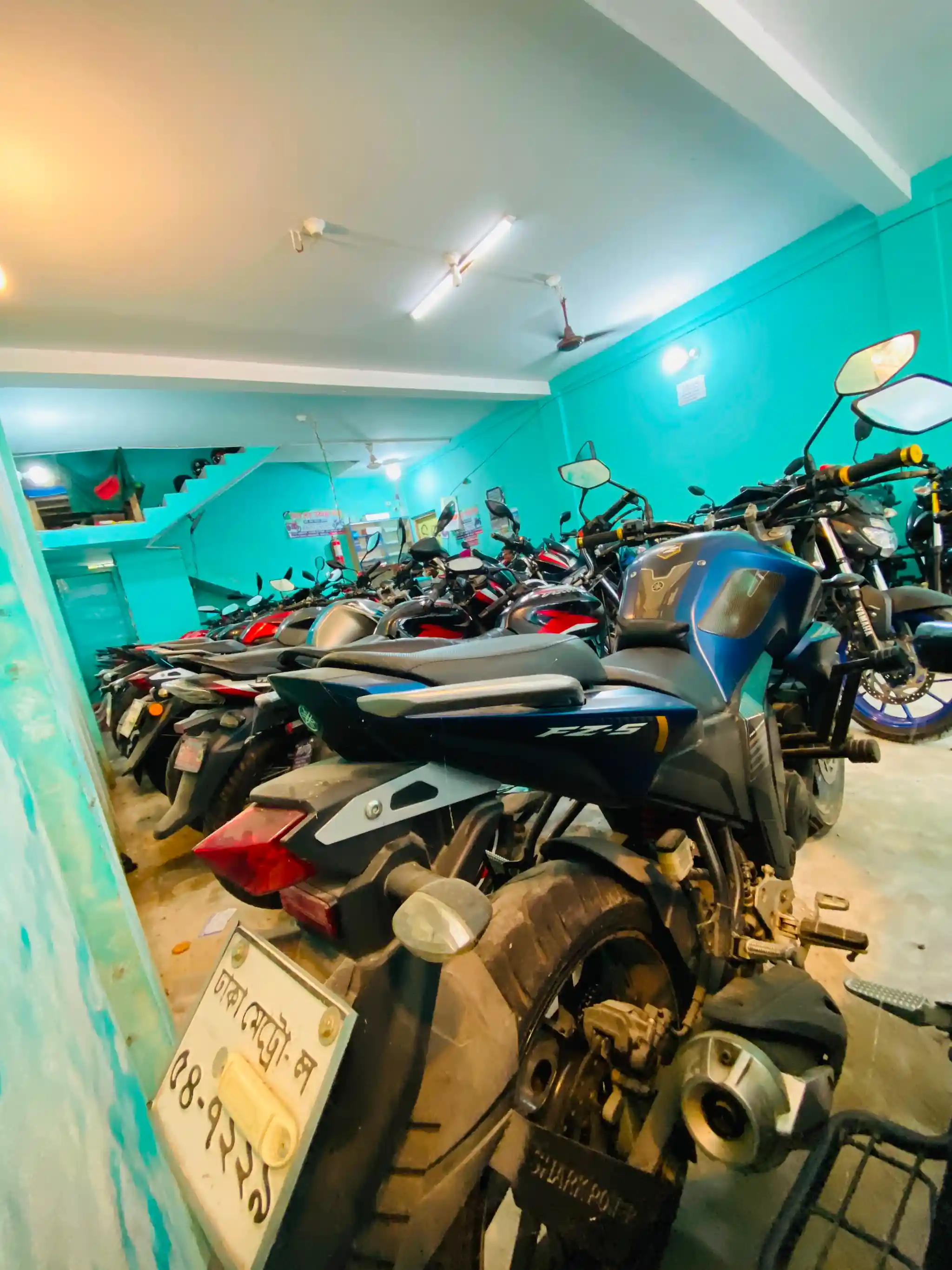 Yamaha FZS V2 D.D Bliue 5258KM  thumbnail 2