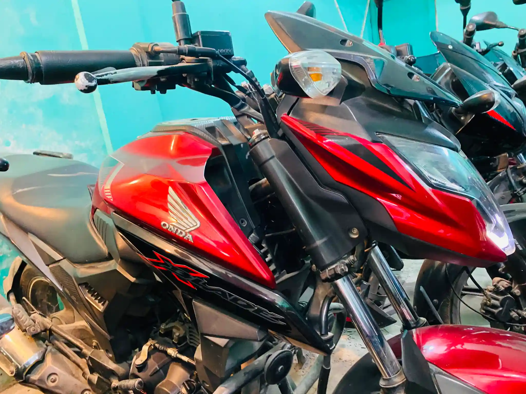 Honda Xblade Disk Red 17935 KM