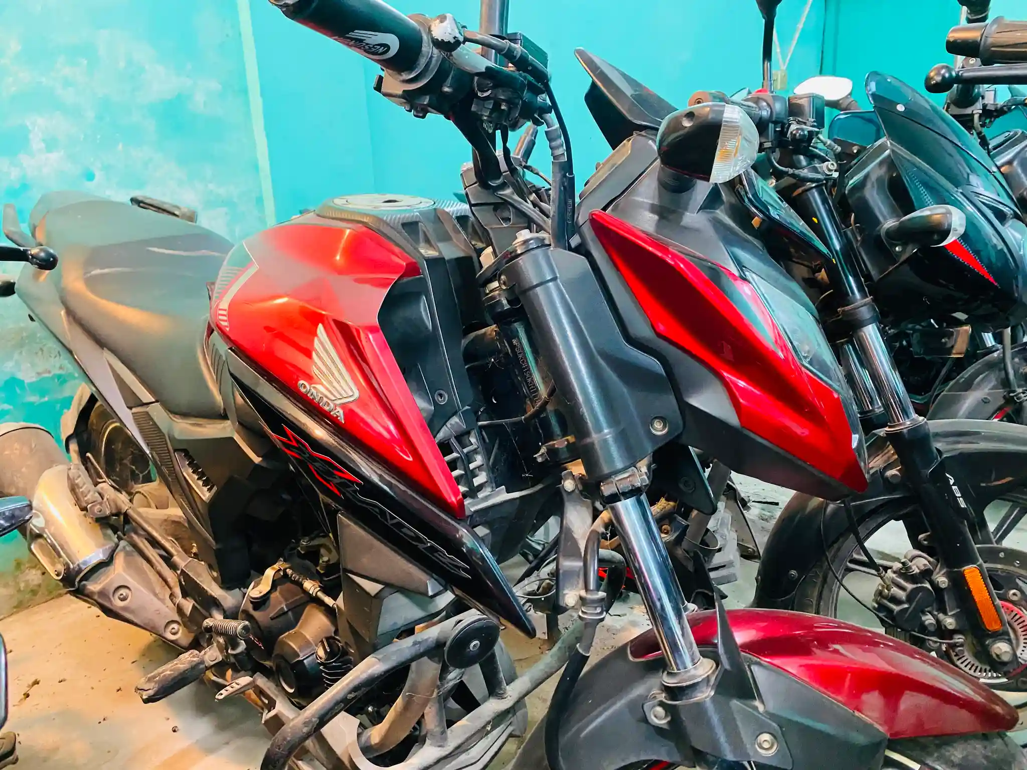 Honda Xblade Disk Red 17935 KM