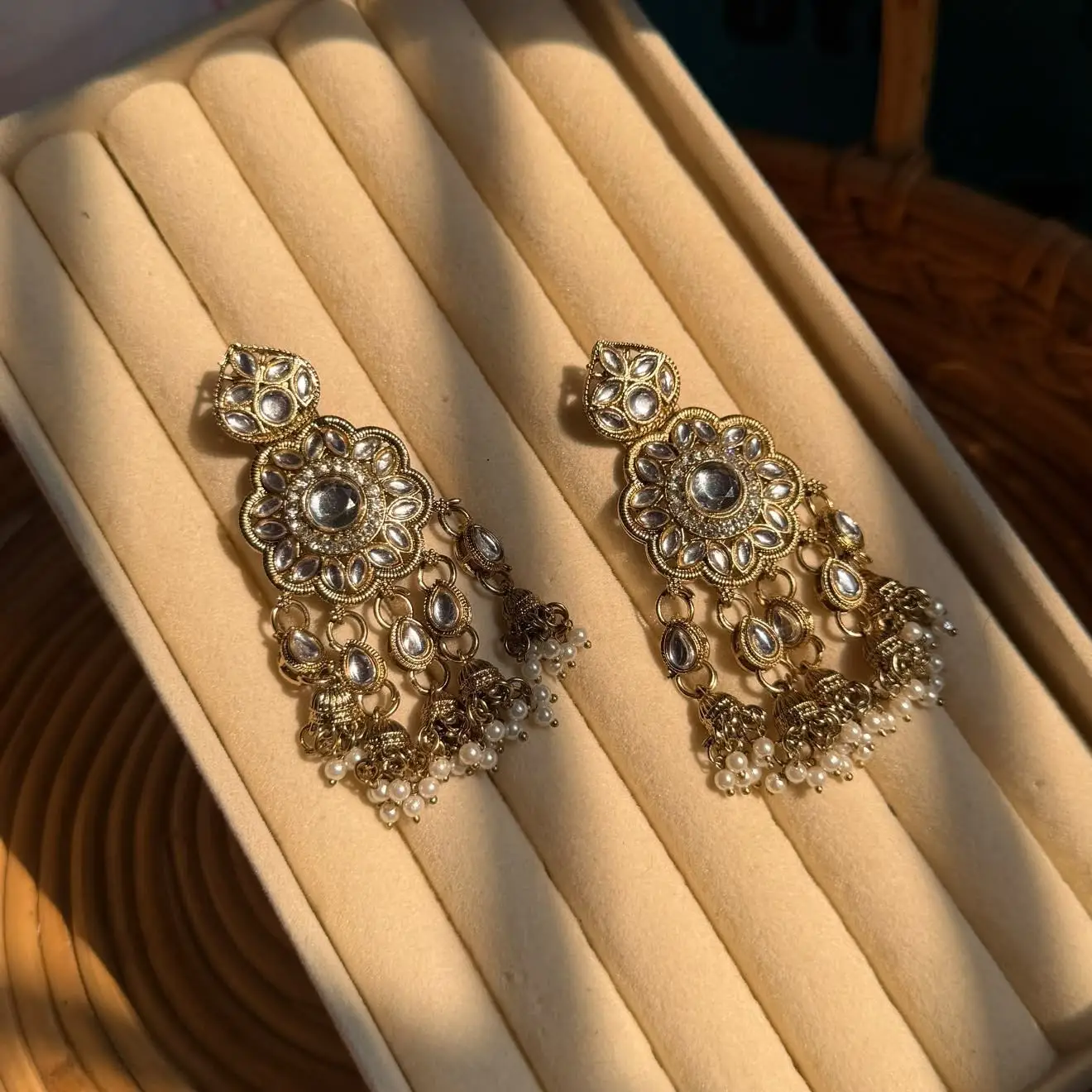 👑✨ PADMAVATI KUNDAN STATEMENT EARRINGS ✨👑 thumbnail 2