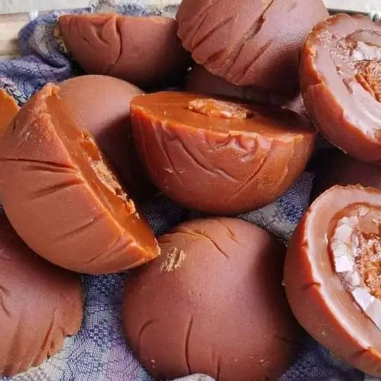 খেজুরের গোল পাটালি গুড়