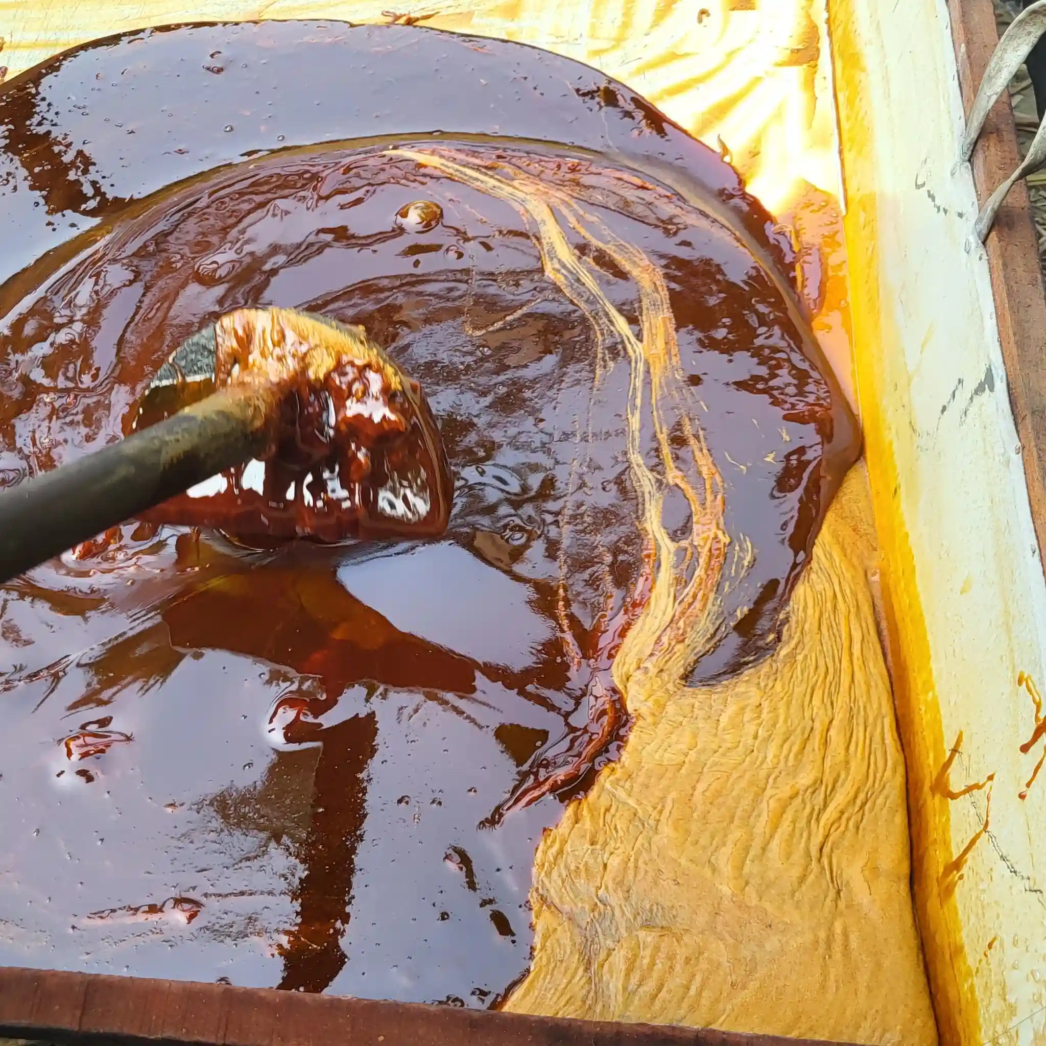 ঐতিহ্যবাহী খেজুরের নলেন /লিকুইড /রাব গুড়