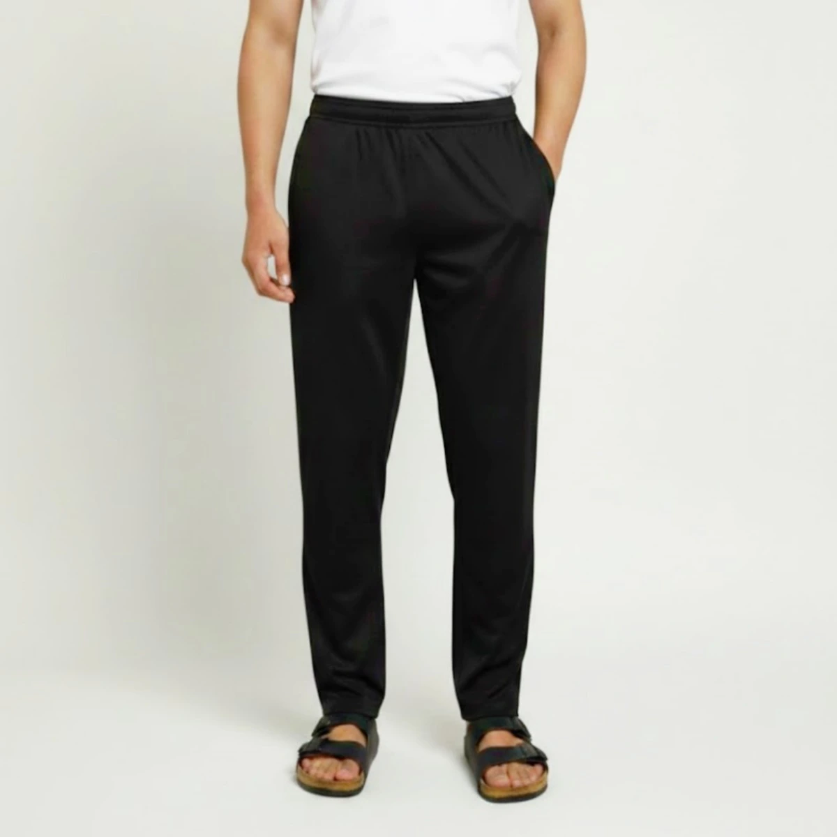 Micro Stretchable  Relaxed Fit Trouser