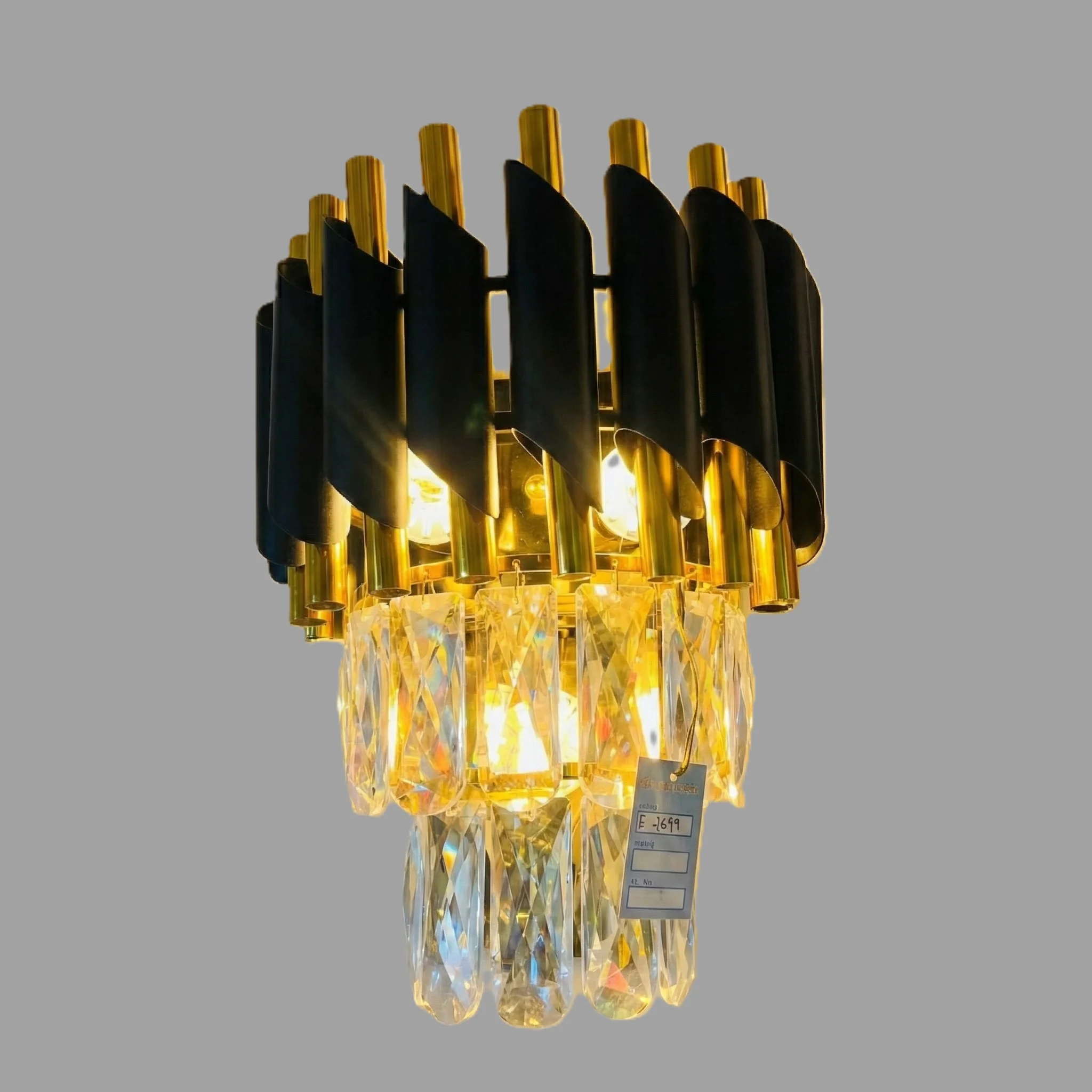 E-2024 Wall Lamp thumbnail 2