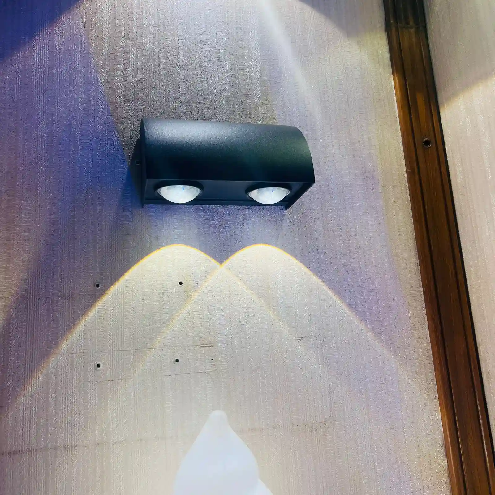 DM02/2W Wall Washer BK Body 3000K